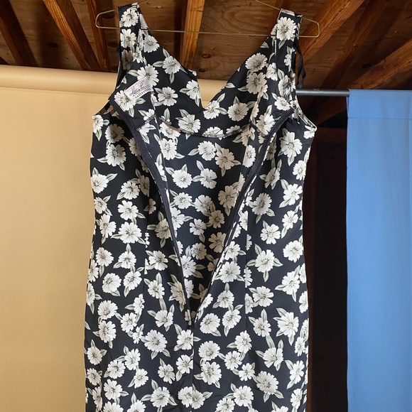 'Kathie Lee Collection' Midi Length Floral Dress - Picture 7 of 7
